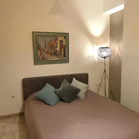 Apartamento Leonidas Private In *
