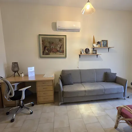 Apartamento Leonidas Private In