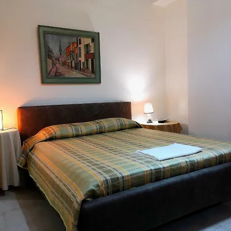 Leonidas Private In Apartamento *